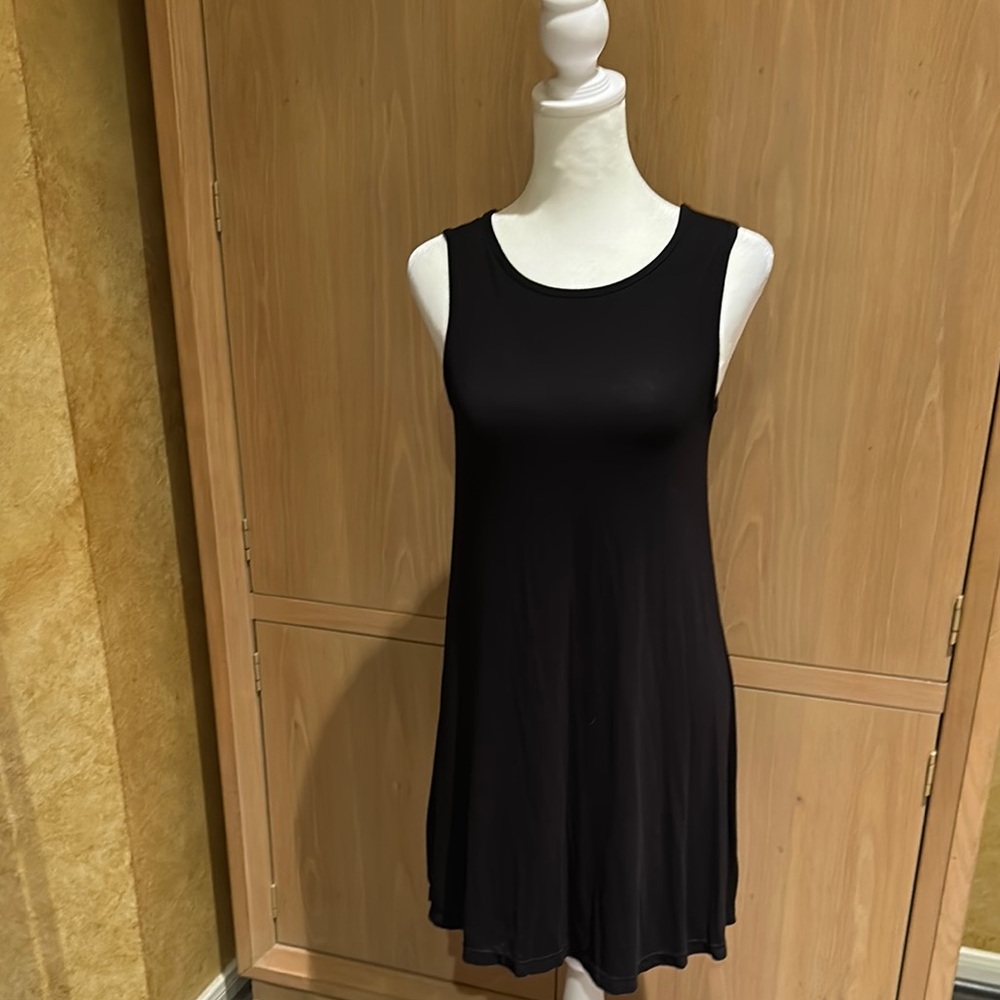 Sleeveless Black Top